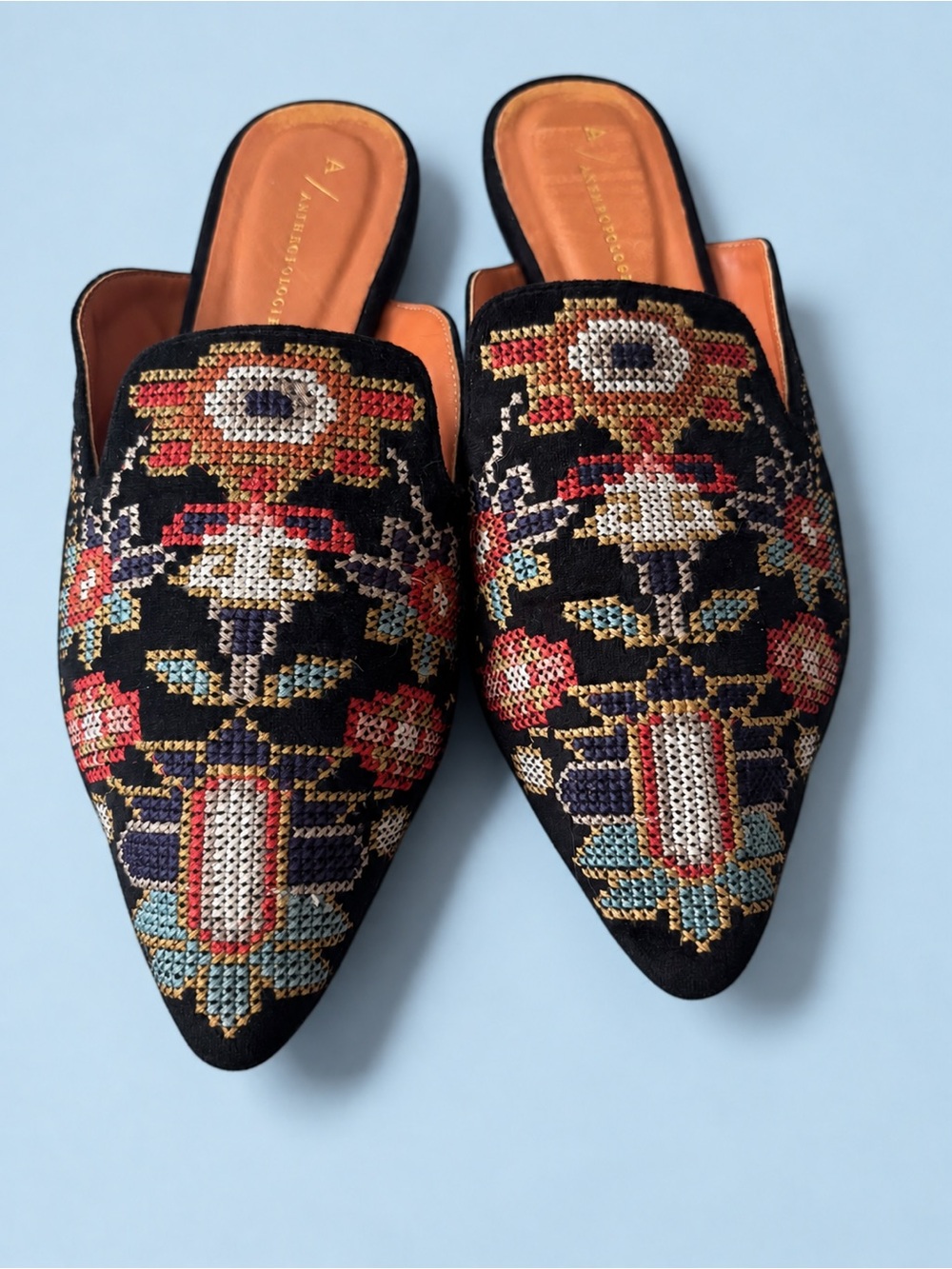 Anthropologie Tapestry Textured Slide Embroidered Velvet Mules Size 7